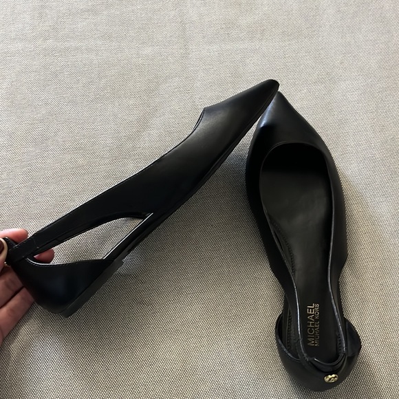 Michael Kors Flats - Picture 4 of 11